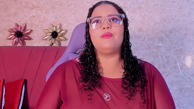 juli 2tyes online show from 11-12-25, 03:54