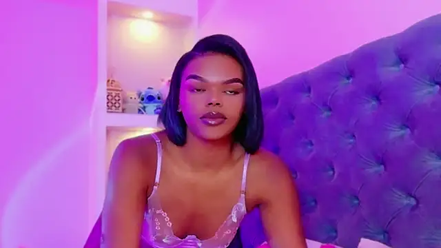 CamiEstrada online show from 10-21-25, 02:22