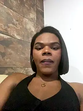 CamiEstrada online show from 10-01-25, 03:11