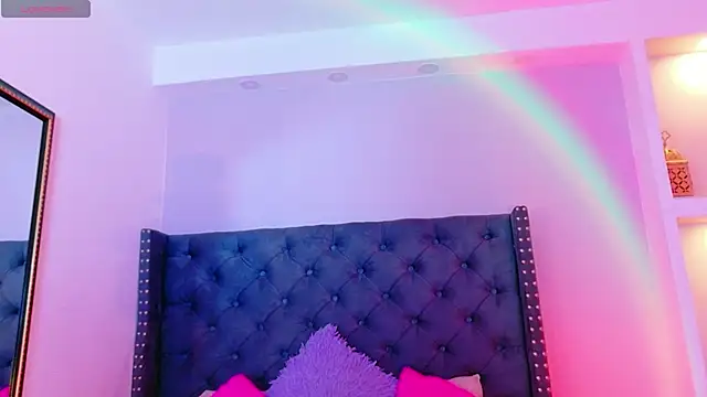 CamiEstrada online show from 01-17-26, 10:46