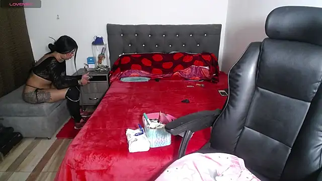girl naugthy online show from 10-14-25, 02:34
