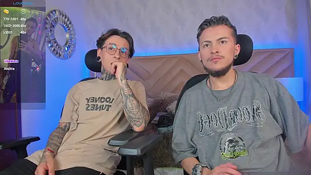 Snapshot of _hairybeard_ chatting on 02-01-26, 02:32 hairybeard online show from 02-01-26, 02:32