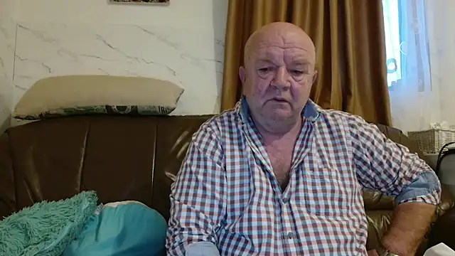 fullballs6 online show from 03-03-26, 04:41