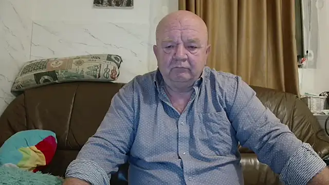 fullballs6 online show from 12-19-25, 02:59