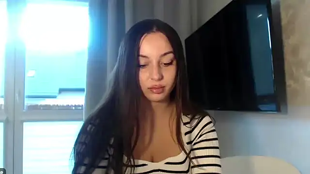 courtneyPerfect online show from 10-07-25, 02:18