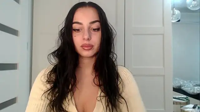 courtneyPerfect online show from 01-06-26, 08:18