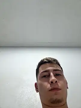 Comepussys online show from 04-28-26, 10:14