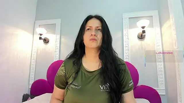 Ambber moon online show from 03-07-25, 03:29