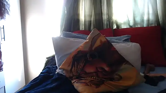 Foxybrownxx1 online show from 03-19-26, 06:24