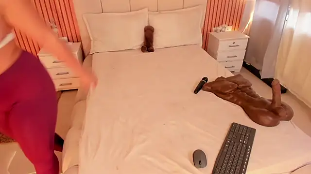 SofiiSweet  online show from 12-19-25, 10:23