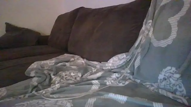 Snapshot of Kevoon991 chatting on 10-06-25, 04:52 Kevoon991 online show from 10-06-25, 04:52