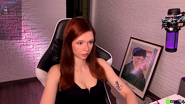 Snapshot of mirai_meeow chatting on 12-02-24, 03:09 mirai meeow online show from 12-02-24, 03:09