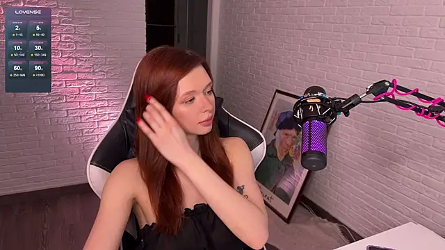 Snapshot of mirai_meeow chatting on 01-18-25, 04:42 mirai meeow online show from 01-18-25, 04:42