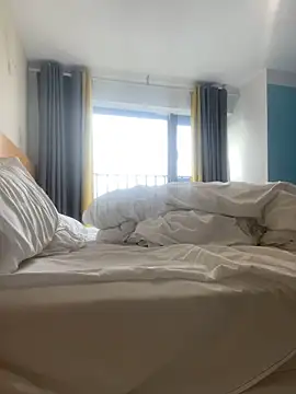 zqq5522 online show from 12-03-25, 07:41