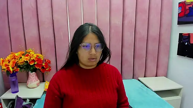Miaa Smiith  online show from 10-02-25, 03:10