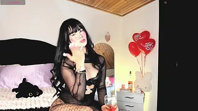 Snapshot of HannaKim chatting on 06-14-26, 11:28 HannaKim online show from 06-14-26, 11:28