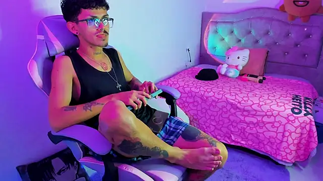 Ocsanis69 online show from 04-09-26, 04:03