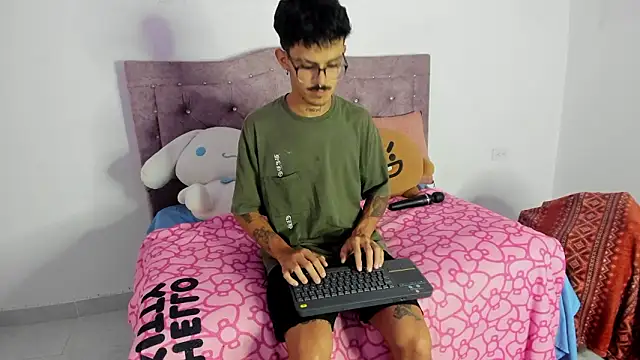 Ocsanis69 online show from 02-08-26, 01:36