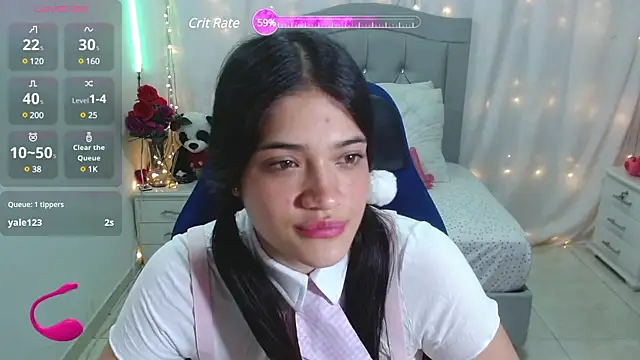 Snapshot of Alison_girl20 chatting on 02-25-25, 10:53 Alison girl20 online show from 02-25-25, 10:53