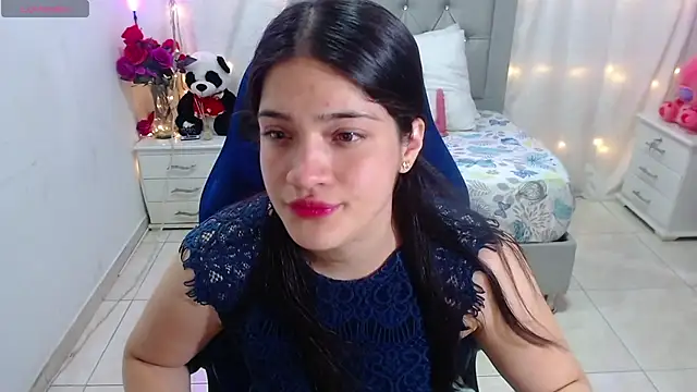 Snapshot of Alison_girl20 chatting on 02-19-25, 07:48 Alison girl20 online show from 02-19-25, 07:48