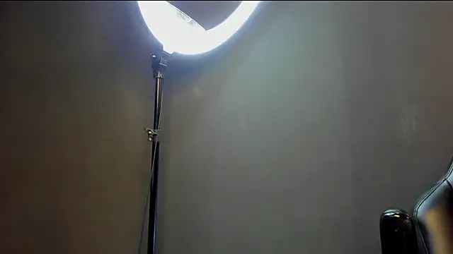 bradley smith online show from 10-31-25, 03:47