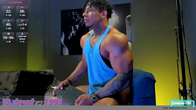 Snapshot of bradley_smith chatting on 04-04-26, 03:18 bradley smith online show from 04-04-26, 03:18