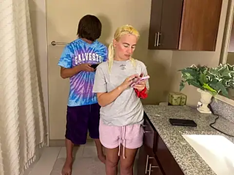 girlfriendmissy online show from 04-15-26, 11:27