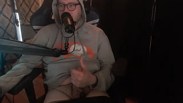 chicostick413 online show from 04-10-26, 11:39