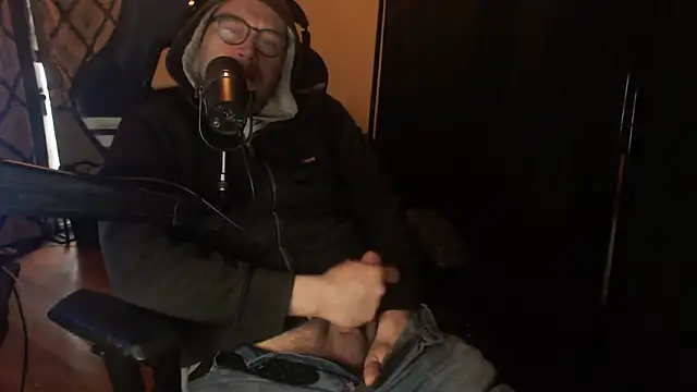 chicostick413 online show from 04-03-26, 01:17