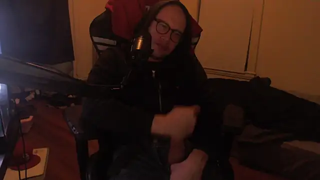 chicostick413 online show from 10-06-25, 07:42