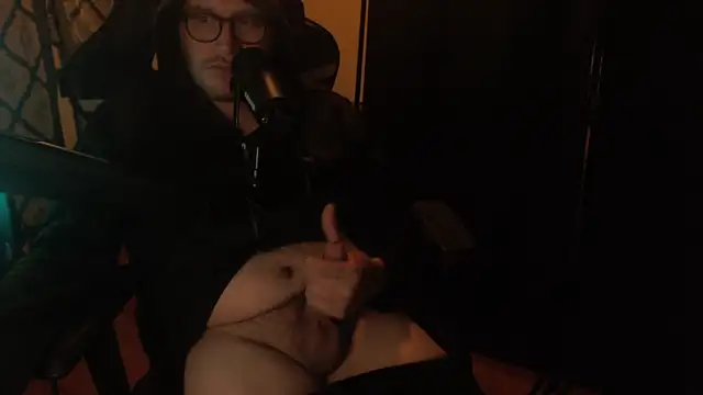 chicostick413 online show from 04-13-26, 03:32