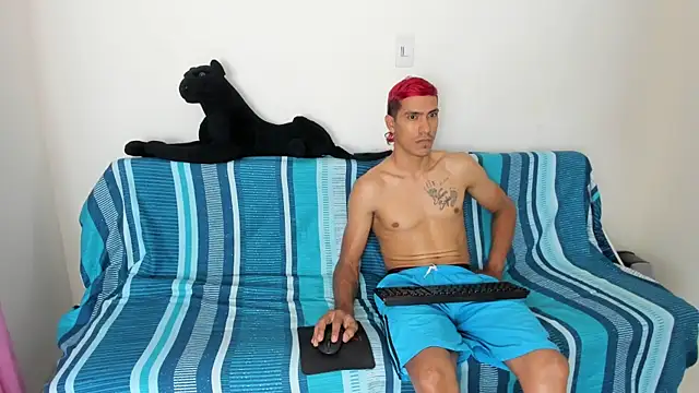 Snapshot of QuinnAndpuma1 chatting on 01-22-25, 03:20 QuinnAndpuma1 online show from 01-22-25, 03:20