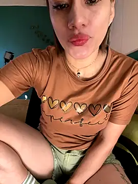 Snapshot of Bckystonee chatting on 10-04-25, 09:05 Bckystonee online show from 10-04-25, 09:05