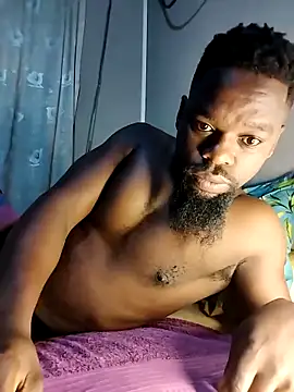 Snapshot of Chocolate_factory_man chatting on 09-30-25, 03:23 Chocolate factory man online show from 09-30-25, 03:23