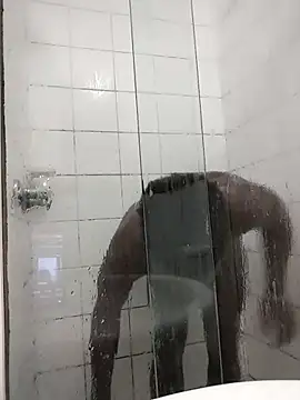 Chocolate factory man online show from 11-28-25, 01:28