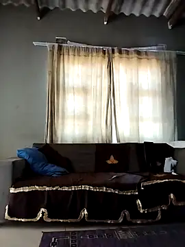 Snapshot of Chocolate_factory_man chatting on 09-11-25, 08:03 Chocolate factory man online show from 09-11-25, 08:03