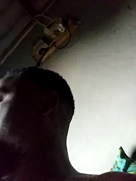 Snapshot of Chocolate_factory_man chatting on 10-01-25, 03:33 Chocolate factory man online show from 10-01-25, 03:33