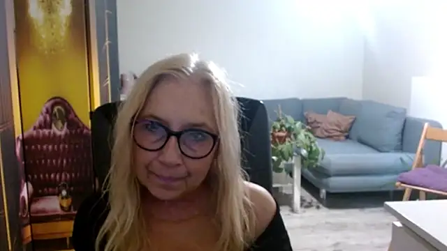 sofia xkiss online show from 11-07-25, 03:05