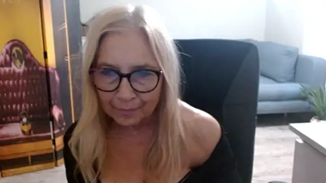 sofia xkiss online show from 11-27-25, 02:39