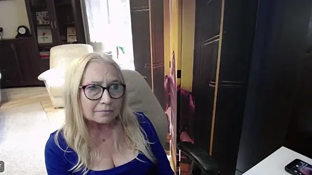 sofia xkiss online show from 07-06-26, 01:51