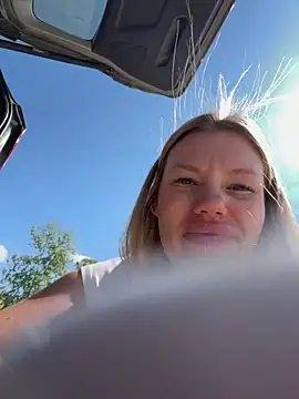 justmila online show from 04-18-26, 10:50