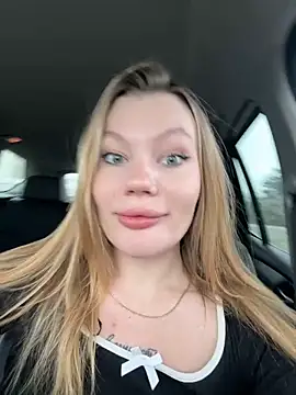 justmila online show from 11-23-25, 12:04