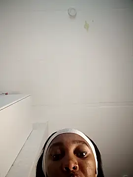 Shria107 online show from 03-14-26, 09:04