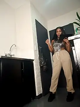 Shria107 online show from 03-21-26, 04:55