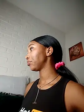 Shria107 online show from 02-27-26, 08:41