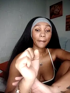 Shria107 online show from 12-22-25, 11:49