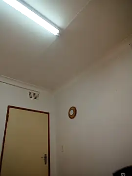 Shria107 online show from 09-27-25, 04:46