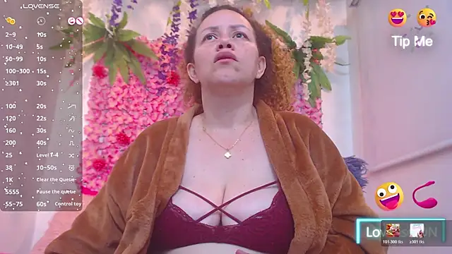 BLONDE SEXYHOT online show from 01-18-26, 11:46