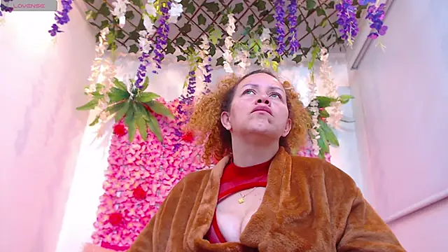 BLONDE SEXYHOT online show from 01-14-26, 10:19