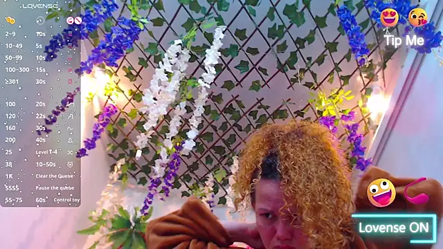 BLONDE SEXYHOT online show from 01-17-26, 10:30